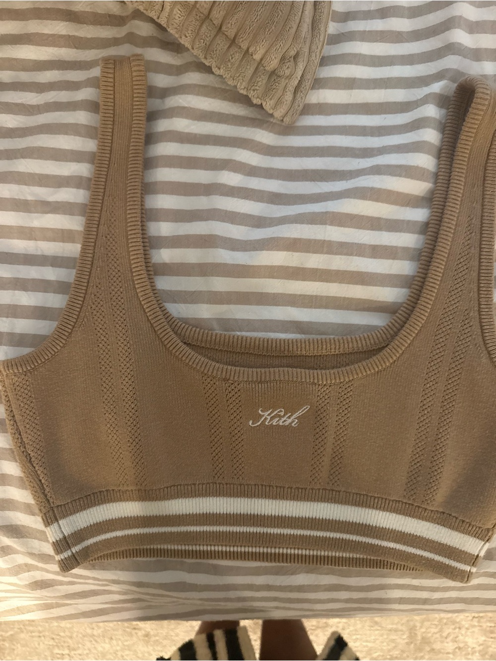 Kith Beige/Tan High-Waist Athletic Shorts Set - Picture 3 of 5